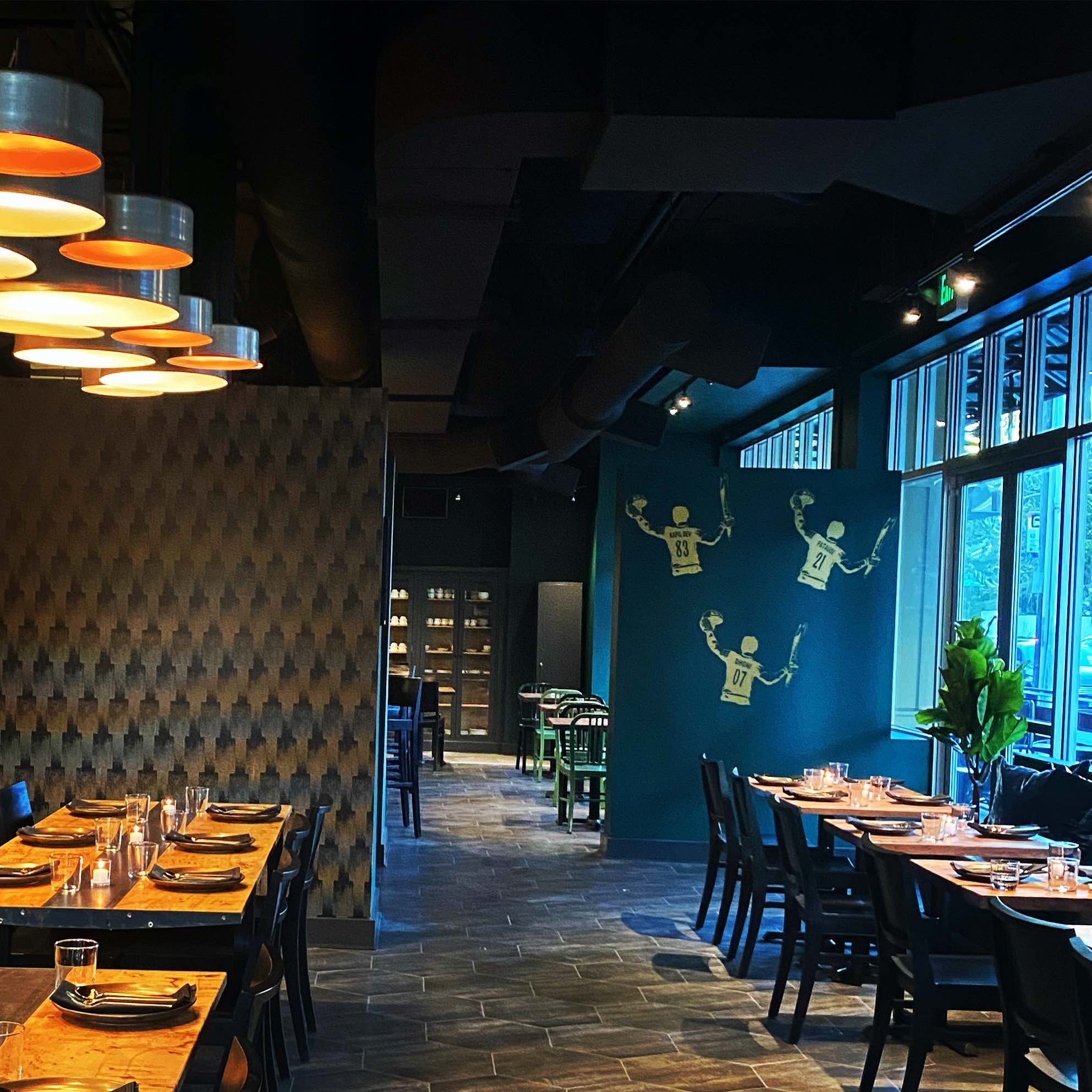The Kricket Club dining room seen from the front door